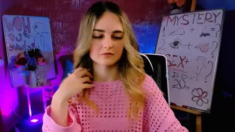 Snapshot of deboralarson chatting on February 21, 11:22 am Debora online show from February 21, 11:22 am