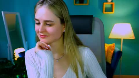 Snapshot of deboralarson chatting on March 9, 11:47 am Debora online show from March 9, 11:47 am