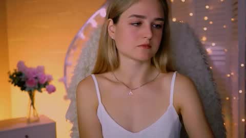 Snapshot of deboralarson chatting on September 14, 3:38 am Debora online show from September 14, 3:38 am