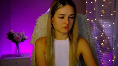 Debora online show from November 20, 8:03 am