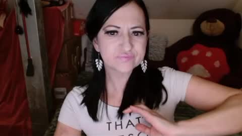 DebraMilf online show from January 12, 7:10 pm