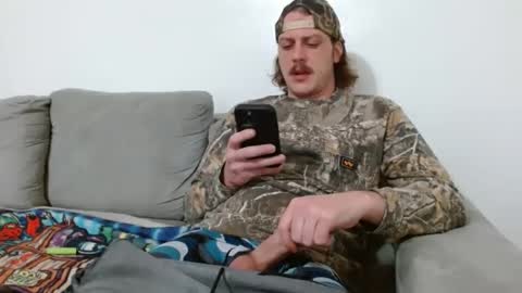 Snapshot of decentdick93 chatting on February 4, 4:18 pm Decentdick93 online show from February 4, 4:18 pm