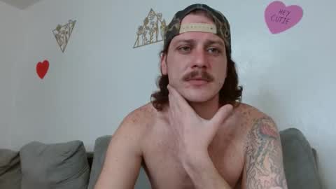 Snapshot of decentdick93 chatting on February 10, 7:17 pm Decentdick93 online show from February 10, 7:17 pm