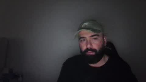 Snapshot of dede136742 chatting on January 10, 12:01 am dede136742 online show from January 10, 12:01 am