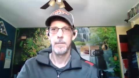 dee0333 online show from February 2, 7:45 pm