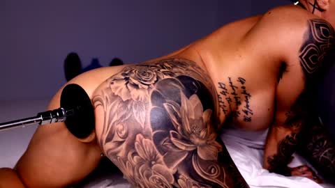 Snapshot of dee_waters chatting on October 16, 5:14 pm Tikhomirov old usersname Instagram- tikhomirovandreea17 Twitter DeeaOfficial17 online show from October 16, 5:14 pm