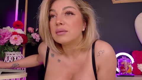 Deea online show from December 3, 8:18 pm