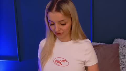 DeeaVIP online show from March 9, 6:06 am