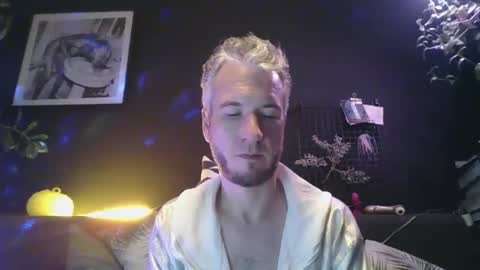 Snapshot of deebo1987 chatting on December 26, 6:22 pm Deen online show from December 26, 6:22 pm