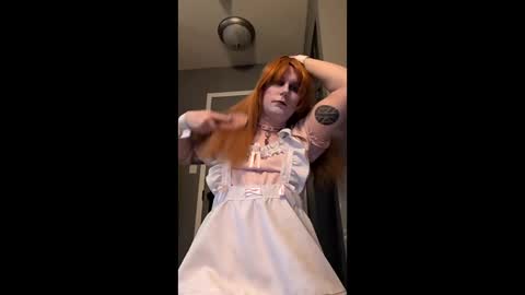 deedeequeen420 online show from February 25, 8:29 pm