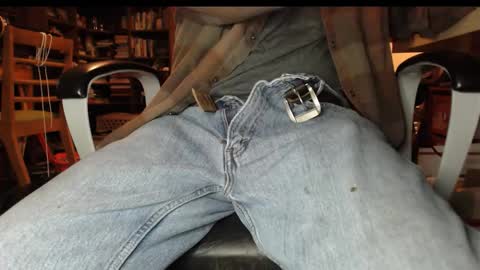 Snapshot of deeepocean chatting on February 7, 10:57 pm deeepocean online show from February 7, 10:57 pm