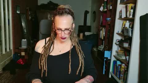 Snapshot of deeliah chatting on October 25, 1:02 am Deeliah online show from October 25, 1:02 am