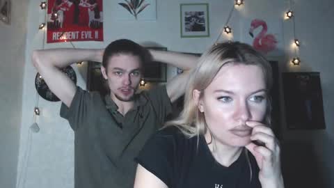 deepholedayss online show from April 14, 9:15 am