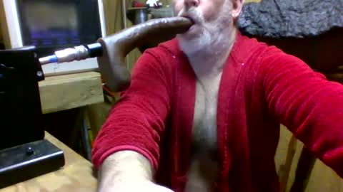 Snapshot of deepthroat227 chatting on January 24, 4:28 pm Deepthroat My Big Dildos online show from January 24, 4:28 pm