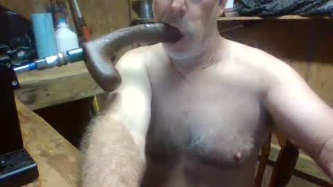 Snapshot of deepthroat227 chatting on October 15, 12:27 pm Deepthroat My Big Dildos online show from October 15, 12:27 pm