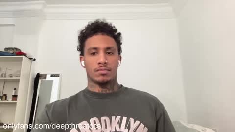 deepthroatfucker_ccs online show from December 12, 10:45 am