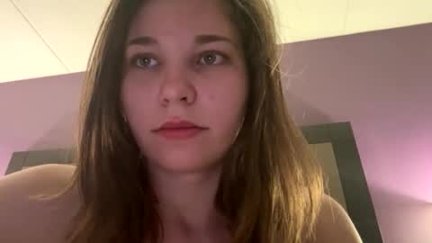 deepthroatqueen33 online show from January 7, 11:23 am