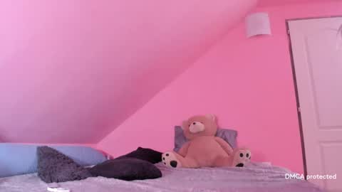 Deessert online show from January 17, 5:32 am