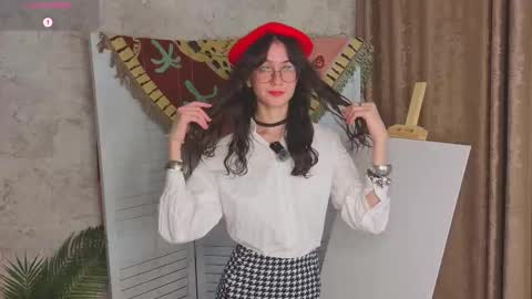 Amy online show from November 29, 8:45 pm