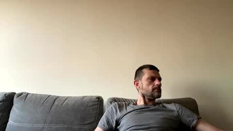 Snapshot of defloy chatting on December 29, 1:28 pm Defloy online show from December 29, 1:28 pm