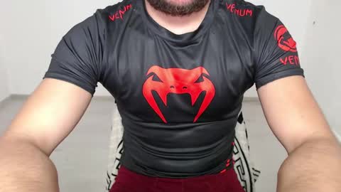 Snapshot of defuego_ chatting on December 28, 7:22 am defuego online show from December 28, 7:22 am