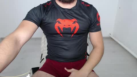 Snapshot of defuego_ chatting on January 3, 7:16 am defuego online show from January 3, 7:16 am