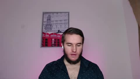 Snapshot of defuego_ chatting on February 22, 9:23 am defuego online show from February 22, 9:23 am