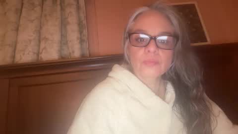 Tori online show from February 14, 2:41 am