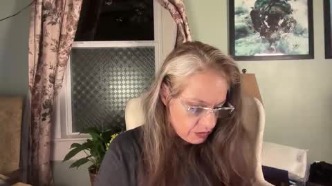 Snapshot of degeneratesaint chatting on June 5, 5:58 am Tori online show from June 5, 5:58 am