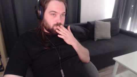 Snapshot of deghe chatting on March 23, 11:14 am Tobi online show from March 23, 11:14 am