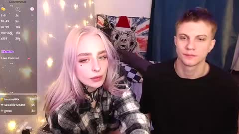 Snapshot of degradat1on chatting on January 4, 6:51 pm degradat1on online show from January 4, 6:51 pm