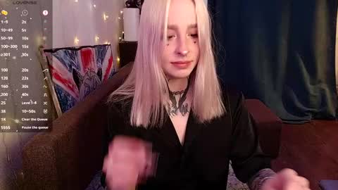 Snapshot of degradat1on chatting on February 25, 1:06 pm degradat1on online show from February 25, 1:06 pm