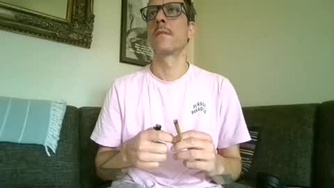 Snapshot of degrandis chatting on February 15, 11:30 am Luka Magic online show from February 15, 11:30 am