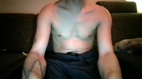 Snapshot of degrandis chatting on February 17, 9:10 pm Luka Magic online show from February 17, 9:10 pm