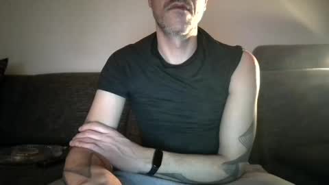 Snapshot of degrandis chatting on February 20, 11:49 pm Luka Magic online show from February 20, 11:49 pm