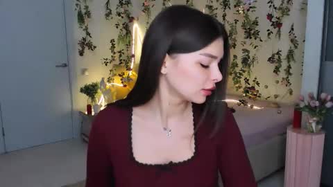 DegreeOfSincerity online show from February 5, 1:32 am