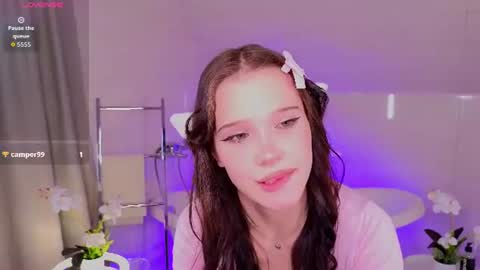 Snapshot of deibora chatting on June 22, 10:01 am Debi online show from June 22, 10:01 am