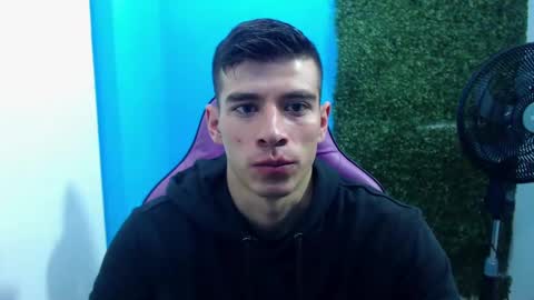 Snapshot of deiby_baby chatting on December 31, 7:07 pm DEIBY online show from December 31, 7:07 pm