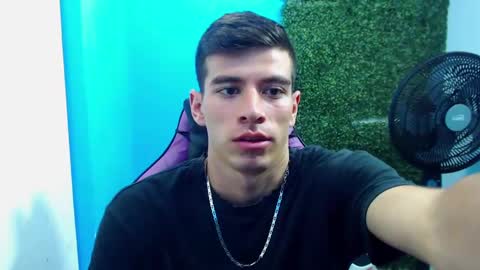 Snapshot of deiby_baby chatting on January 8, 10:16 pm DEIBY online show from January 8, 10:16 pm