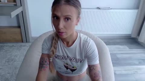 Di online show from October 10, 10:14 am