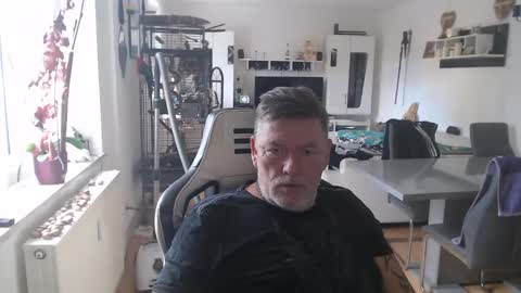 deinprinz2312 online show from October 21, 12:39 pm