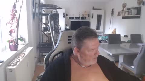 deinprinz2312 online show from October 23, 9:52 am