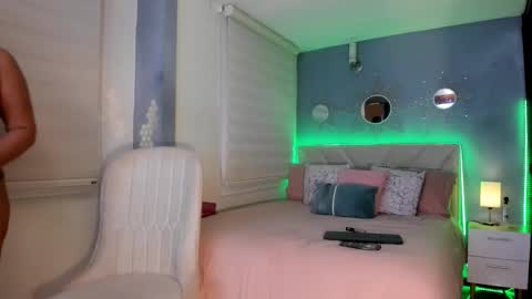 Snapshot of deisy1927 chatting on February 1, 3:27 am deisy1927 online show from February 1, 3:27 am