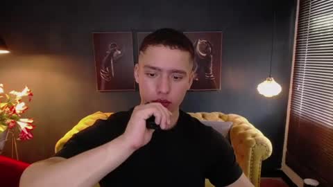 Snapshot of deivid_parker chatting on June 19, 1:37 pm Deivid online show from June 19, 1:37 pm