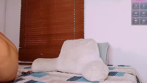 Snapshot of deivy_gram chatting on July 20, 9:39 pm DEIVY online show from July 20, 9:39 pm