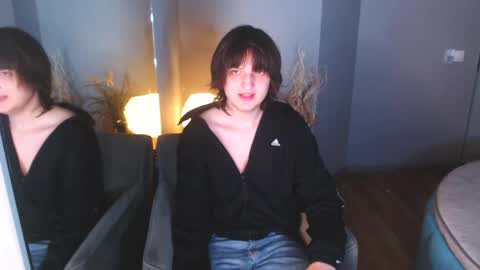 Alex online show from May 29, 3:04 am