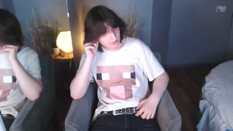 Alex online show from June 8, 3:56 pm