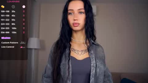 Hello everyone Im Tessa Make yourself comfortable. Were going to have fun together  online show from September 10, 7:52 am