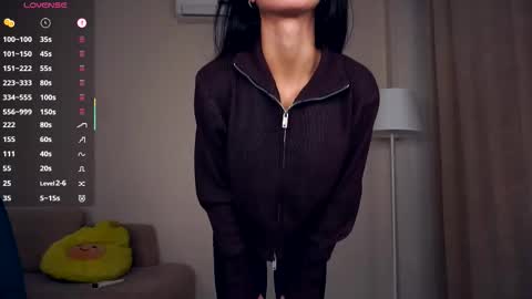 Hello everyone Im Tessa Make yourself comfortable. Were going to have fun together  online show from September 30, 7:46 am