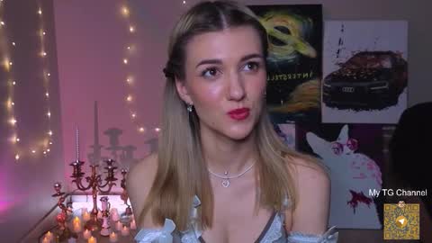 Adla online show from November 16, 8:25 pm